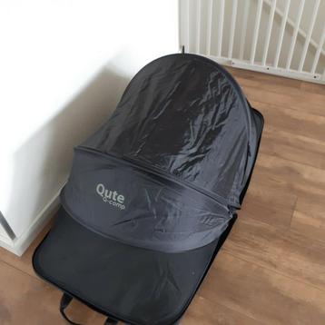 Qute reisbedje kleur groen, 1 site maat gemaakt van doek beschikbaar voor biedingen