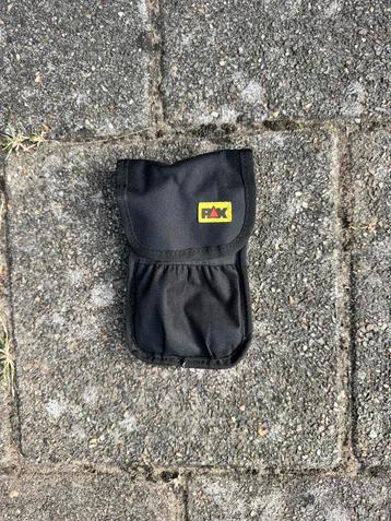 Pax hulpverleningspouch beschikbaar voor biedingen
