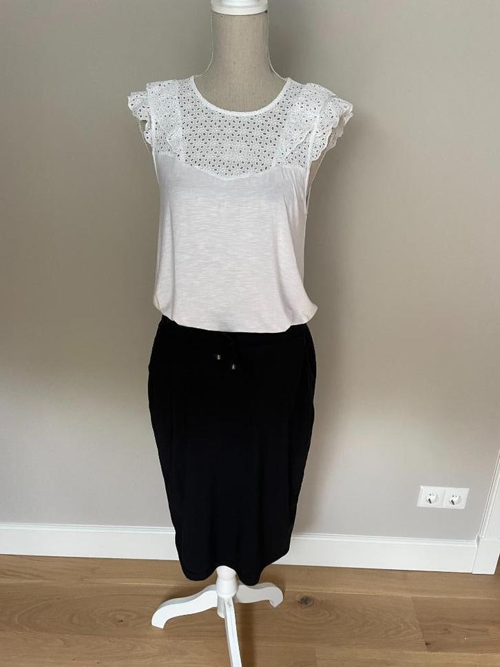 Rok zwart Rozes of Avalon maat M, Kleding | Dames, Rokken, Zo goed als nieuw, Maat 38/40 (M), Zwart, Ophalen