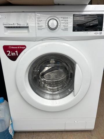 LG wasmachine en droger in een  beschikbaar voor biedingen