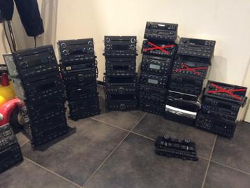 USA AUTORADIO/CD/CASSETTE/FRONT FORD F150/RAPTOR/F250/F350 E beschikbaar voor biedingen