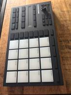 Maschine Mikro MK3 midi controller, Muziek en Instrumenten, Ophalen of Verzenden, Zo goed als nieuw