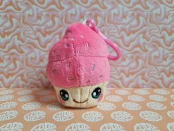 Squeezamals Pink Cupcake Fleece Plush Squeeze sleutelhanger  beschikbaar voor biedingen
