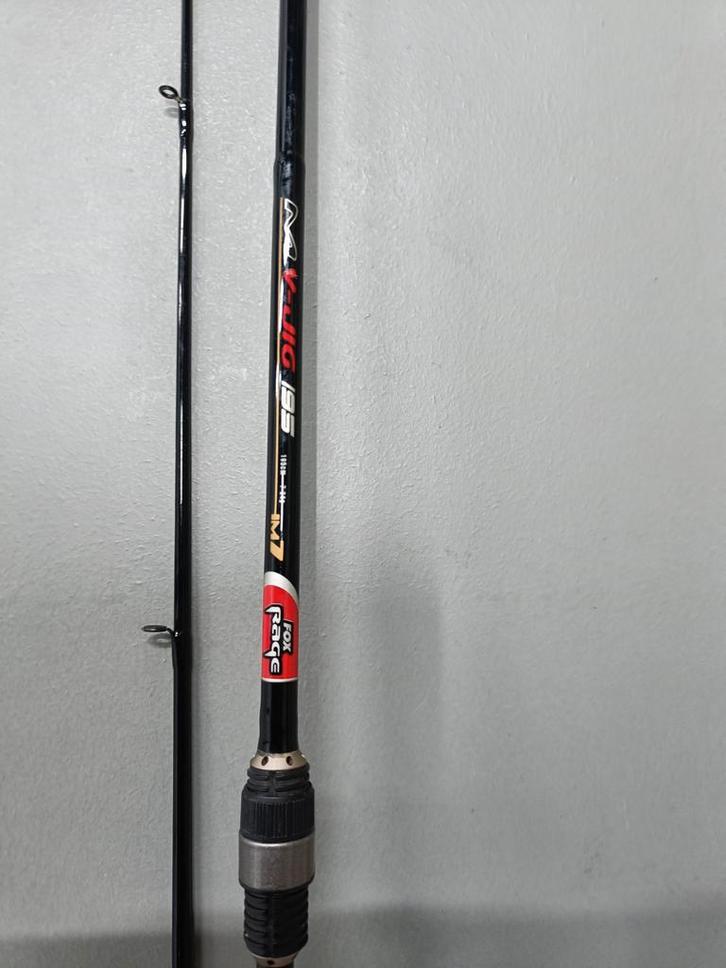Mooie Fox Rage M V-Jig 1.95m 2del. 7-24gr. IM7 Carbon +Fuji, Watersport en Boten, Hengelsport | Roofvissen, Zo goed als nieuw