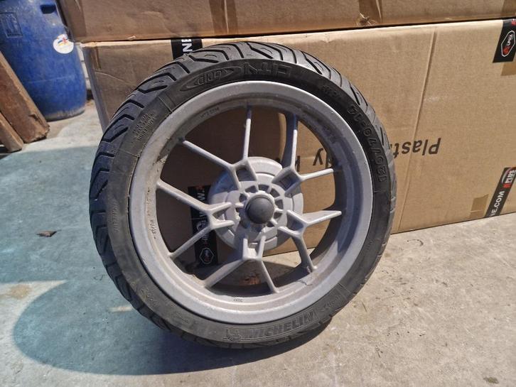 Achterwiel / achtervelg aprilia sportcity, Motoren, Tuning en Styling, Ophalen