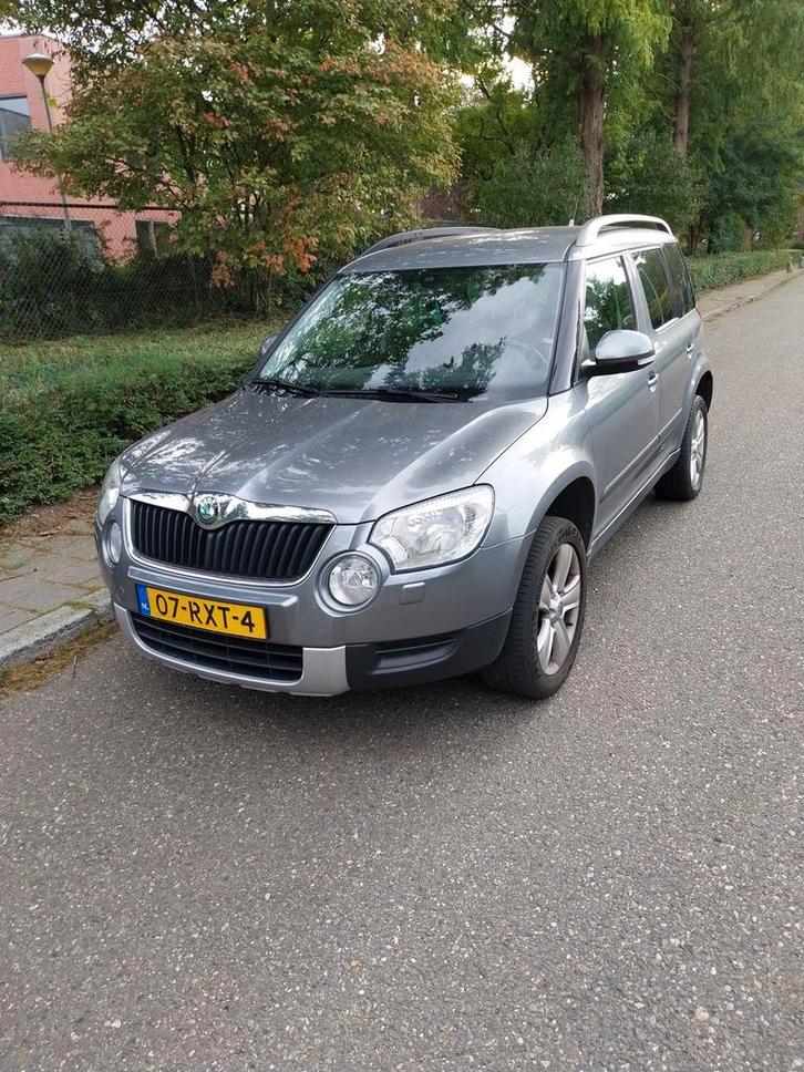 Skoda Yeti 1.2TSI 77KW H6 2011 Grijs, Auto's, Skoda, Particulier, Yeti, ABS, Airbags, Airconditioning, Boordcomputer, Centrale vergrendeling
