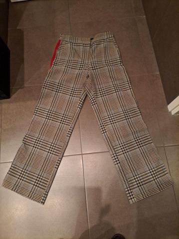 Broek River Island mt 8 beschikbaar voor biedingen