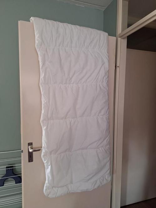 SMÅSPORRE
4-seizoenendekbed, 140x200 cm, Huis en Inrichting, Woonaccessoires | Kamerschermen, Zo goed als nieuw, Ophalen of Verzenden