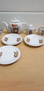 mini servies beertjes, Antiek en Kunst, Ophalen of Verzenden