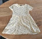 Meisjes zomer jurk geel met bloemetjes, Kinderen en Baby's, Kinderkleding | Maat 128, Ophalen of Verzenden, Zo goed als nieuw