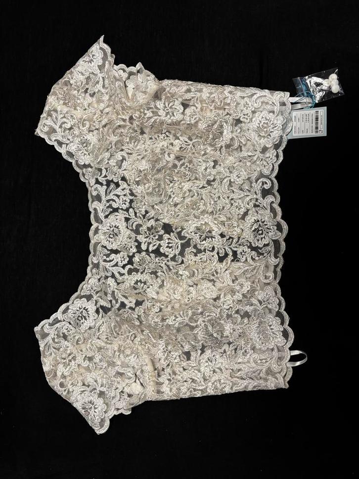 Nieuwe bolero kant trouwjurk met kaartje, Kleding | Dames, Trouwkleding en Trouwaccessoires, Nieuw, Accessoires, Overige kleuren