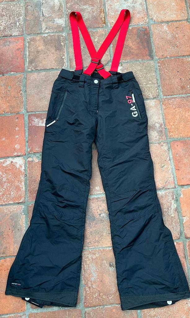 Zwart Skipak met rode bretels dames maat 40 – Gaastra, Kleding | Dames, Wintersportkleding, Zo goed als nieuw, Pak, Maat 38/40 (M)