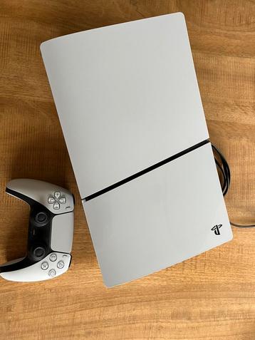 Playstation 5 zgan met garantie en aankoopbon en Cod. beschikbaar voor biedingen