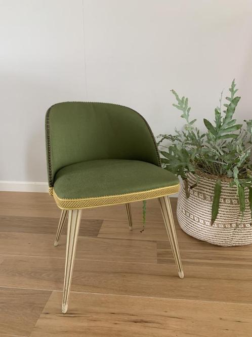 Vintage cocktail stoel fauteuil Olijfgroen | Jaren 50/60, Huis en Inrichting, Fauteuils, Gebruikt, Hout, Stof, Minder dan 50 cm