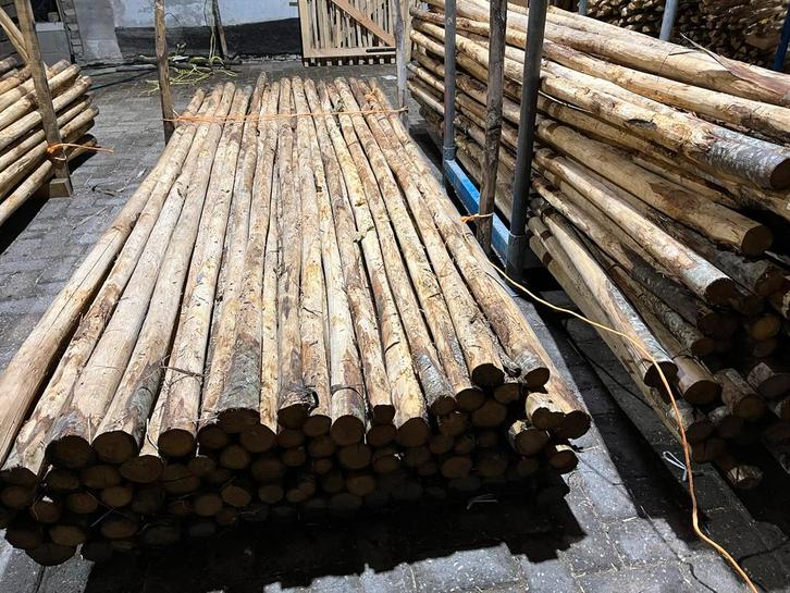 Boompalen Kastanjehout afrasteringspalen schutting, Tuin en Terras, Palen, Balken en Planken, Nieuw, Palen, Ophalen of Verzenden