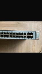 HP switch 48 ports, Computers en Software, Netwerk switches, Ophalen, Zo goed als nieuw