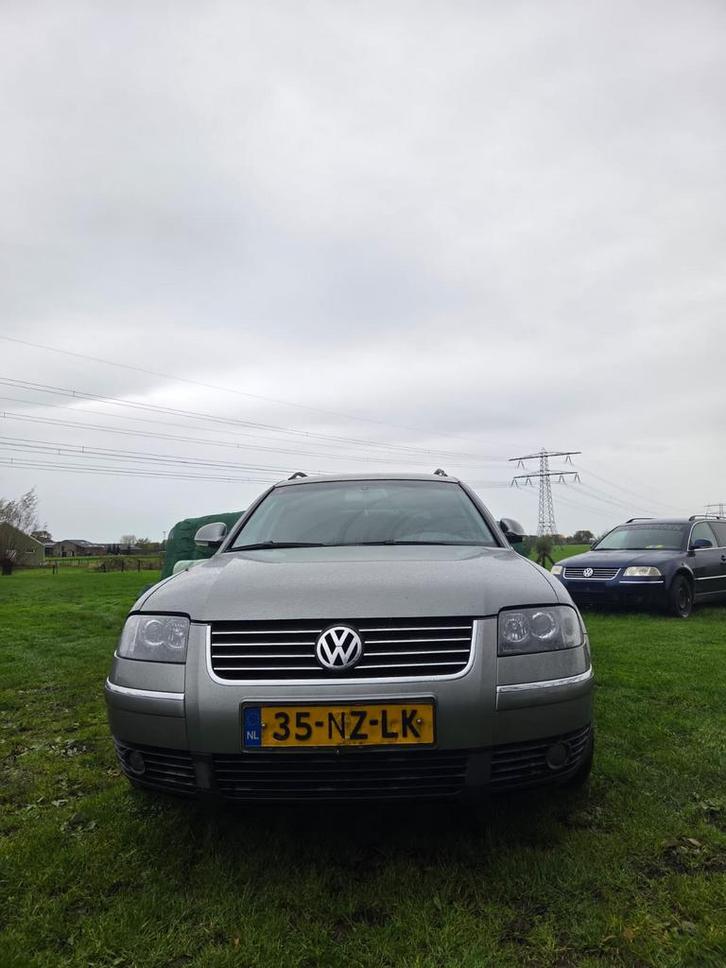 Volkswagen Passat 1.9 TDI Variant 74KW 2004 Grijs, Auto's, Volkswagen, Particulier, Passat, Airbags, Airconditioning, Alarm, Bluetooth