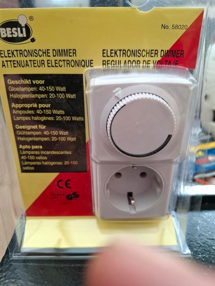 Dimmer voor Gloei- en Halogeenlampen, Doe-het-zelf en Verbouw, Elektra en Kabels, Nieuw, Ophalen of Verzenden