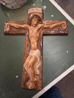 Antiek kruisbeeld Charles Vos, Ophalen