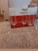 Te koop, 4wijnen glas +1wijn kom, Verzamelen, Glas en Borrelglaasjes, Ophalen, Bierglas