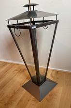 Mooie grote metalen lantaarn, hoogte 79 cm, Huis en Inrichting, Woonaccessoires | Kandelaars en Kaarsen, Ophalen, Zo goed als nieuw