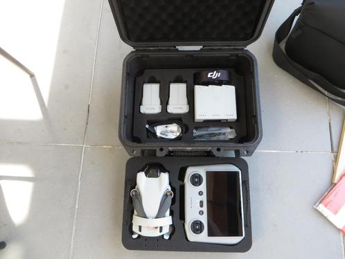 DJI mini 3 met smart controller, koffer en extra's, Audio, Tv en Foto, Drones, Zo goed als nieuw, Drone met camera, Ophalen of Verzenden