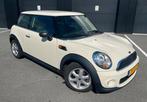 Mini 1.6 ONE 2012 Wit - NL auto - 129k - zeer netjes, Voorwielaandrijving, Euro 5, Stof, 74 pk