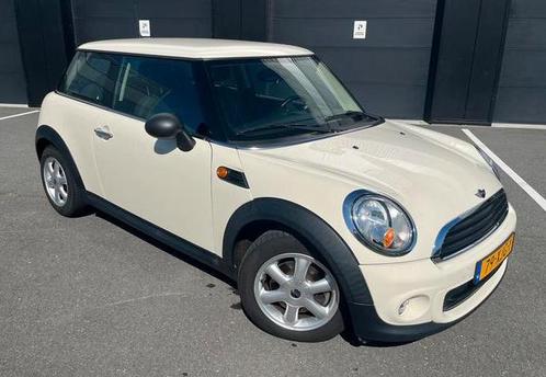 Mini 1.6 ONE 2012 Wit - NL auto - 129k - zeer netjes, Auto's, Mini, Particulier, One, ABS, Airbags, Airconditioning, Boordcomputer
