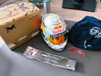 Max Verstappen 1:2 helm seizoen 2022, Verzamelen, Automerken, Motoren en Formule 1, Ophalen of Verzenden, Zo goed als nieuw, Formule 1