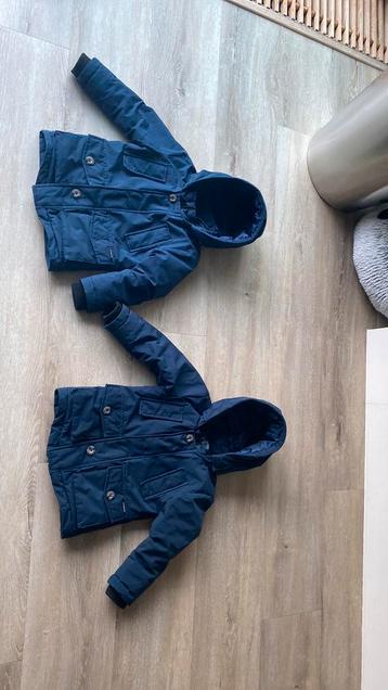 Vingino winterjas maat 98 2x donkerblauw, 15 euro  per stuk beschikbaar voor biedingen