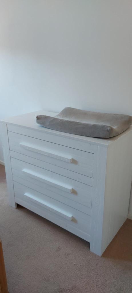 commode, Kinderen en Baby's, Kinderkamer | Commodes en Kasten, Zo goed als nieuw, Commode, 90 tot 105 cm, 100 cm of meer, 50 tot 70 cm