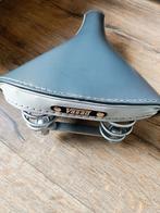 Vasad zadel, Ophalen, Oldtimer, Nieuw, Vasad