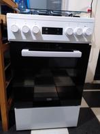 Beko - vrijstaand gasfornuis met elektrische oven, Witgoed en Apparatuur, Fornuizen, Ophalen, 4 kookzones, Zo goed als nieuw, Gas