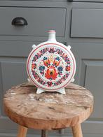 Folklore vaas, Ophalen of Verzenden, Minder dan 50 cm, Rood, Glas