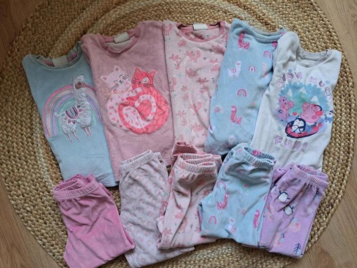 5 winter zachte pyjamas maat 104, Kinderen en Baby's, Kinderkleding | Maat 104, Gebruikt, Meisje, Nacht- of Onderkleding, Ophalen of Verzenden
