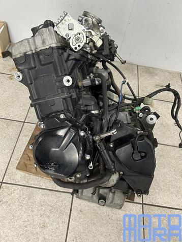 Motorblok voor de Suzuki GSR 600 2006 - 2010 GSR600 motor en beschikbaar voor biedingen