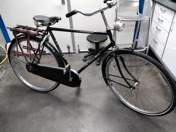 Degelijke gazelle fiets beschikbaar voor biedingen