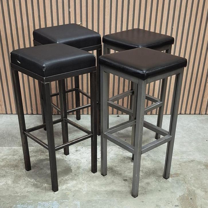 20 x Barkrukken Metaal cafe bar krukken barstoelen horeca, Huis en Inrichting, Barkrukken, Zo goed als nieuw, 60 tot 90 cm, Metaal