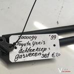 Toyota Yaris 1999 Wagennr 2000094 Gasveren set achterklep, Auto-onderdelen, Carrosserie en Plaatwerk, Gebruikt, -, -, Ophalen of Verzenden