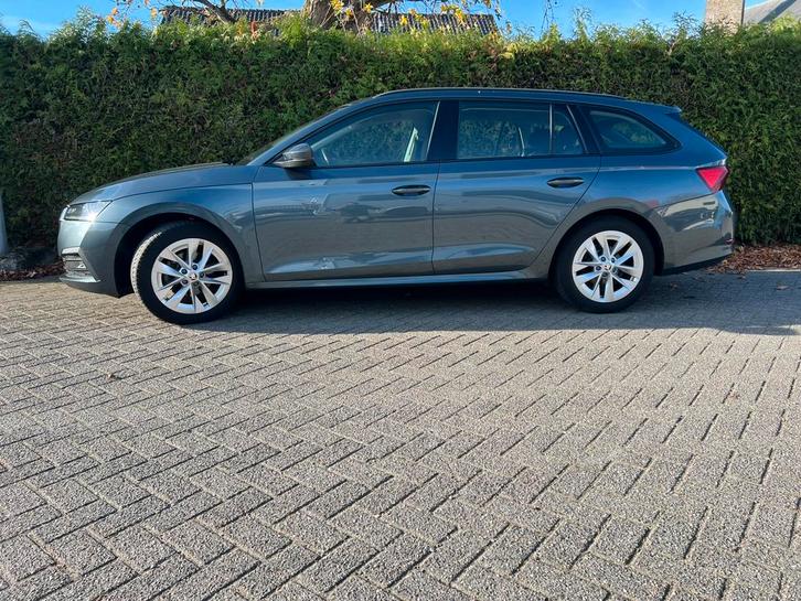 Skoda Octavia 1.5 TSI Greentech 150pk, Auto's, Skoda, Bedrijf, Octavia, Airbags, Airconditioning, Alarm, Bluetooth, Bochtverlichting