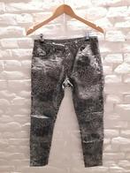 Spijkerbroek place du jour maat 36, Kleding | Dames, Spijkerbroeken en Jeans, Verzenden, Zo goed als nieuw, W28 - W29 (confectie 36)