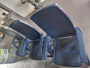 3 blauwe jardin tuinstoelen samen voor 10 euro beschikbaar voor biedingen