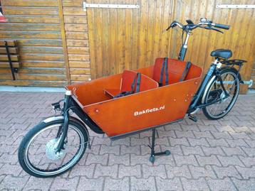 Bakfiets punt nl met nw opgebouwde elektrische ondersteuning beschikbaar voor biedingen