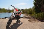 Beta rr 50 2019, Fietsen en Brommers, Brommers | Crossbrommers, Overige merken, 6 versnellingen, Ophalen of Verzenden, Zo goed als nieuw