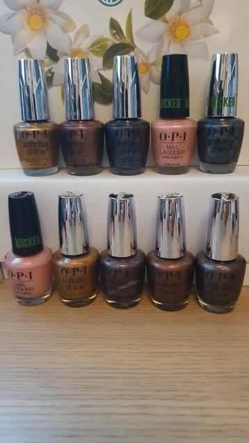Prachtig pakket met 35 Nagellakjes, o.a. OPI , HEROME, DI0R beschikbaar voor biedingen
