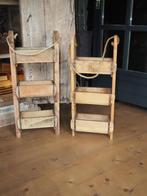 2 Houten Hangbakken/Steenmallen, Ophalen, Gebruikt