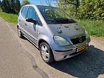 Mercedes-Benz A-Klasse 1.6 A160 Classic 2001 Grijs, Auto's, Voorwielaandrijving, Stof, 4 cilinders, Handgeschakeld