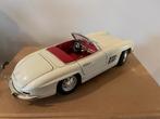 Mercedes 300 SL Roadster 1957 - Burago 1:18, Ophalen of Verzenden, Zo goed als nieuw, Auto, Bburago