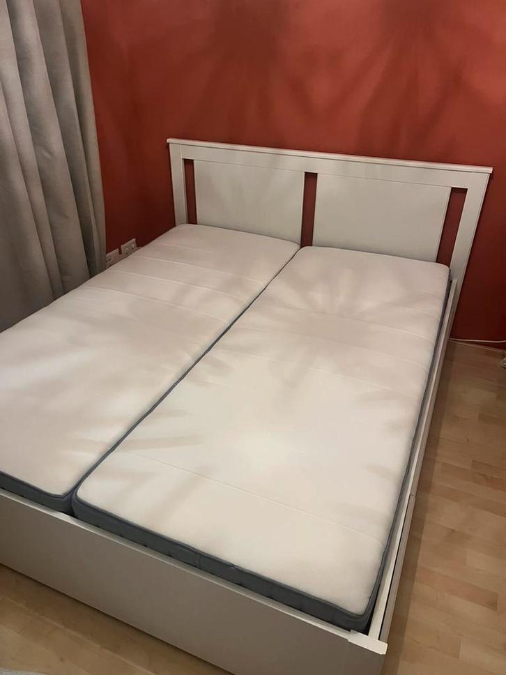 IKEA bed incl 4 bedlades, Huis en Inrichting, Slaapkamer | Bedden, Zo goed als nieuw, Tweepersoons, 160 cm, Hout, Wit, Ophalen