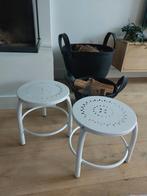 2 metalen krukjes / bijzettafeltjes, Ophalen of Verzenden, Gebruikt, Staal